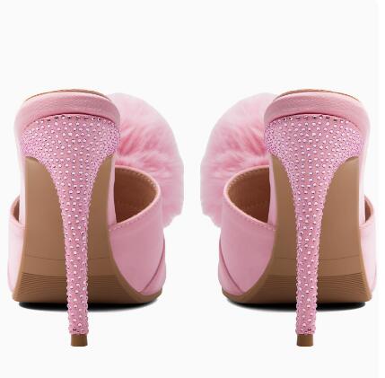 Rosa Satin-Slipper mit Pelz-Po – Slip Dress Satin Bewertung und Preis