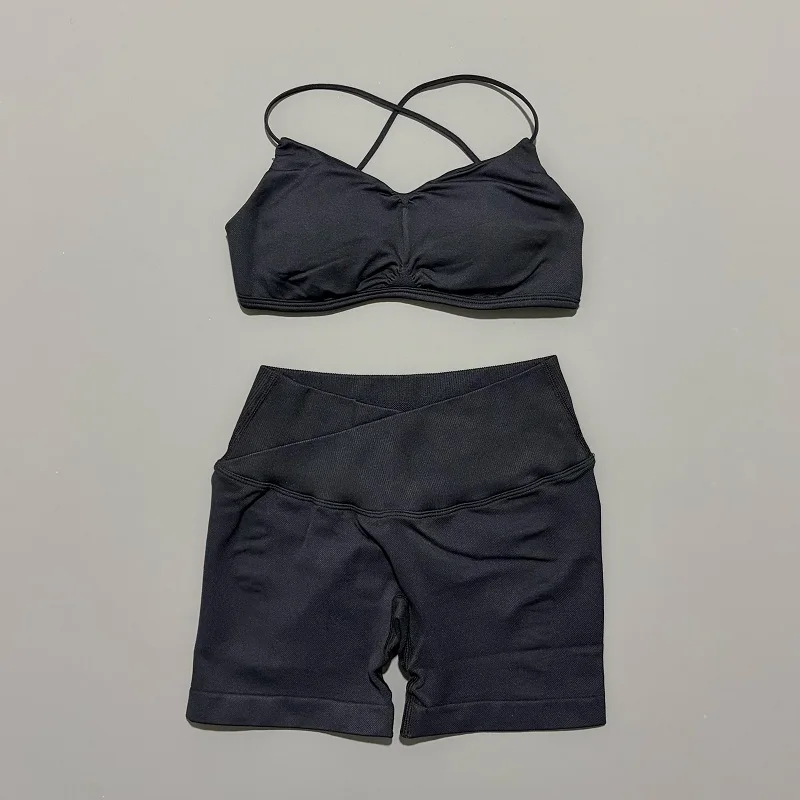 2-teiliges Sportset für Damen: – Sports Bra High Impact Bewertung und Preis